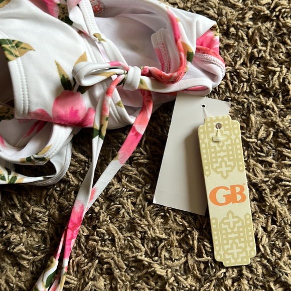 Gianni Bini Swimsuit - Picture 6 of 6